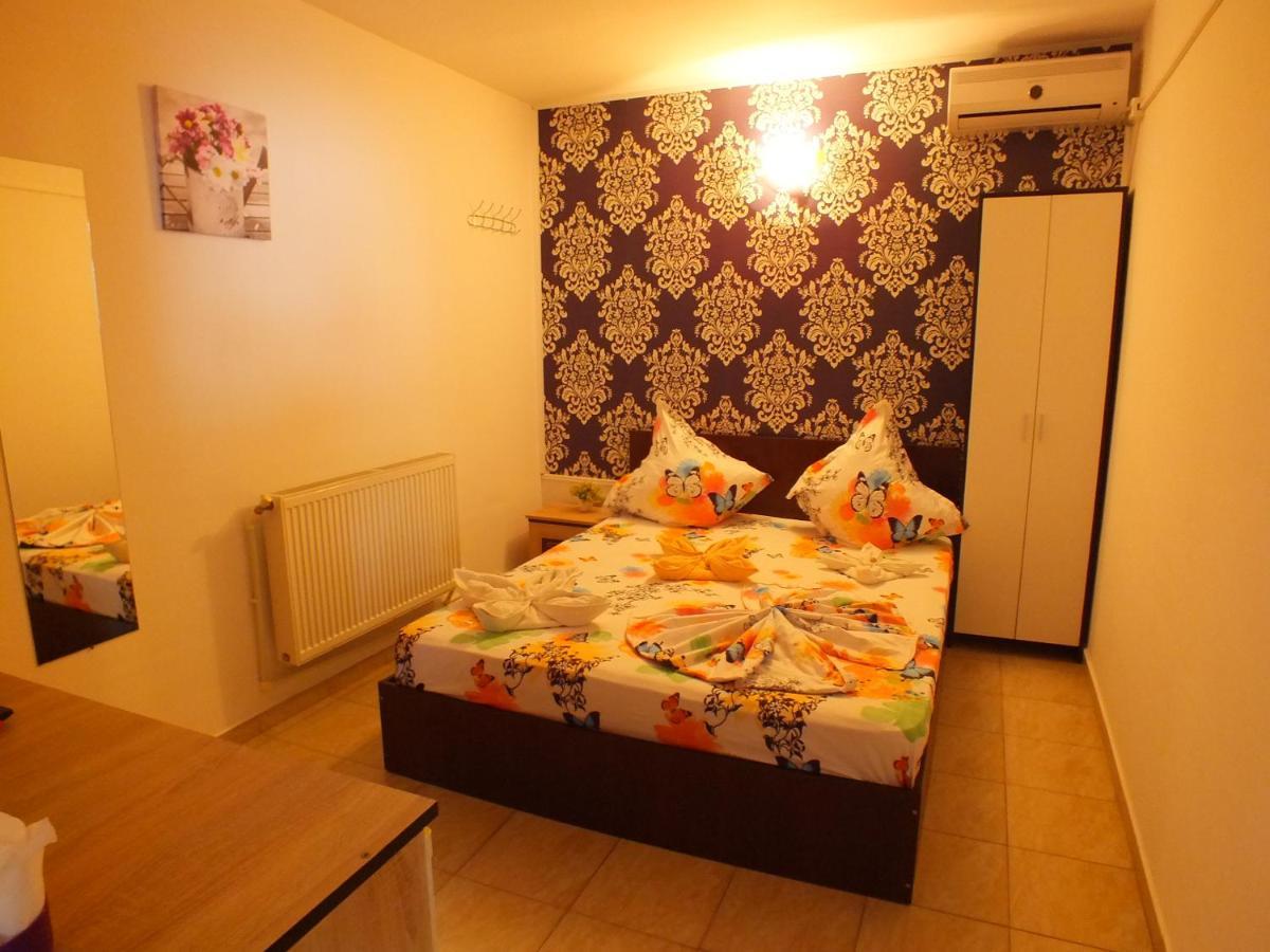 Vila Nico Костинещи Екстериор снимка