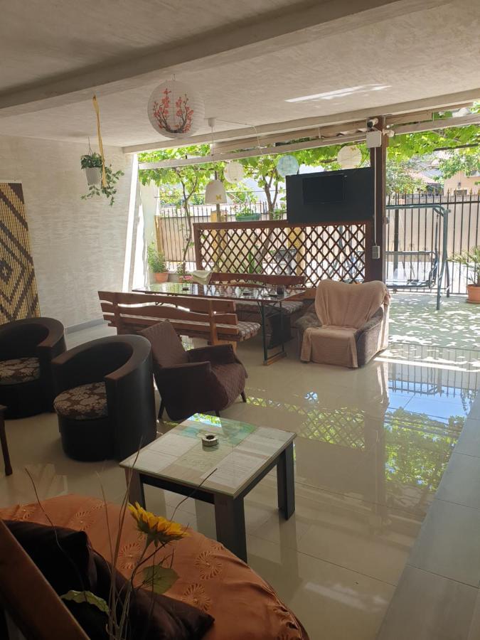Vila Nico Костинещи Екстериор снимка