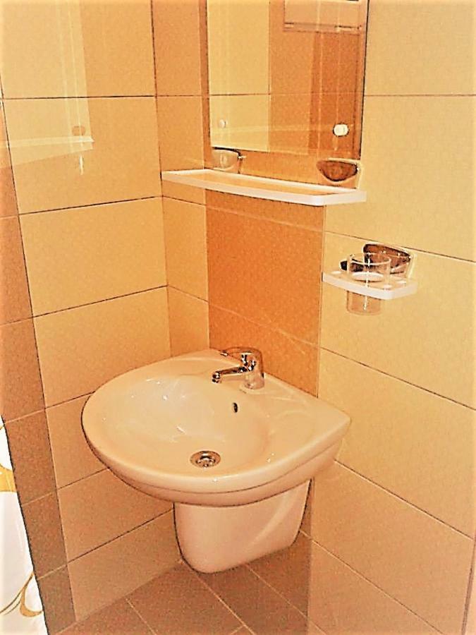 Vila Nico Костинещи Екстериор снимка