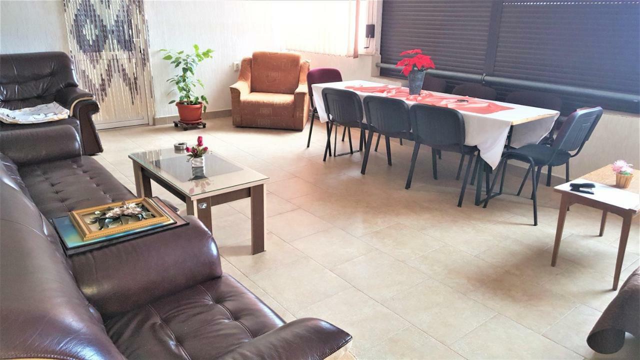 Vila Nico Костинещи Екстериор снимка